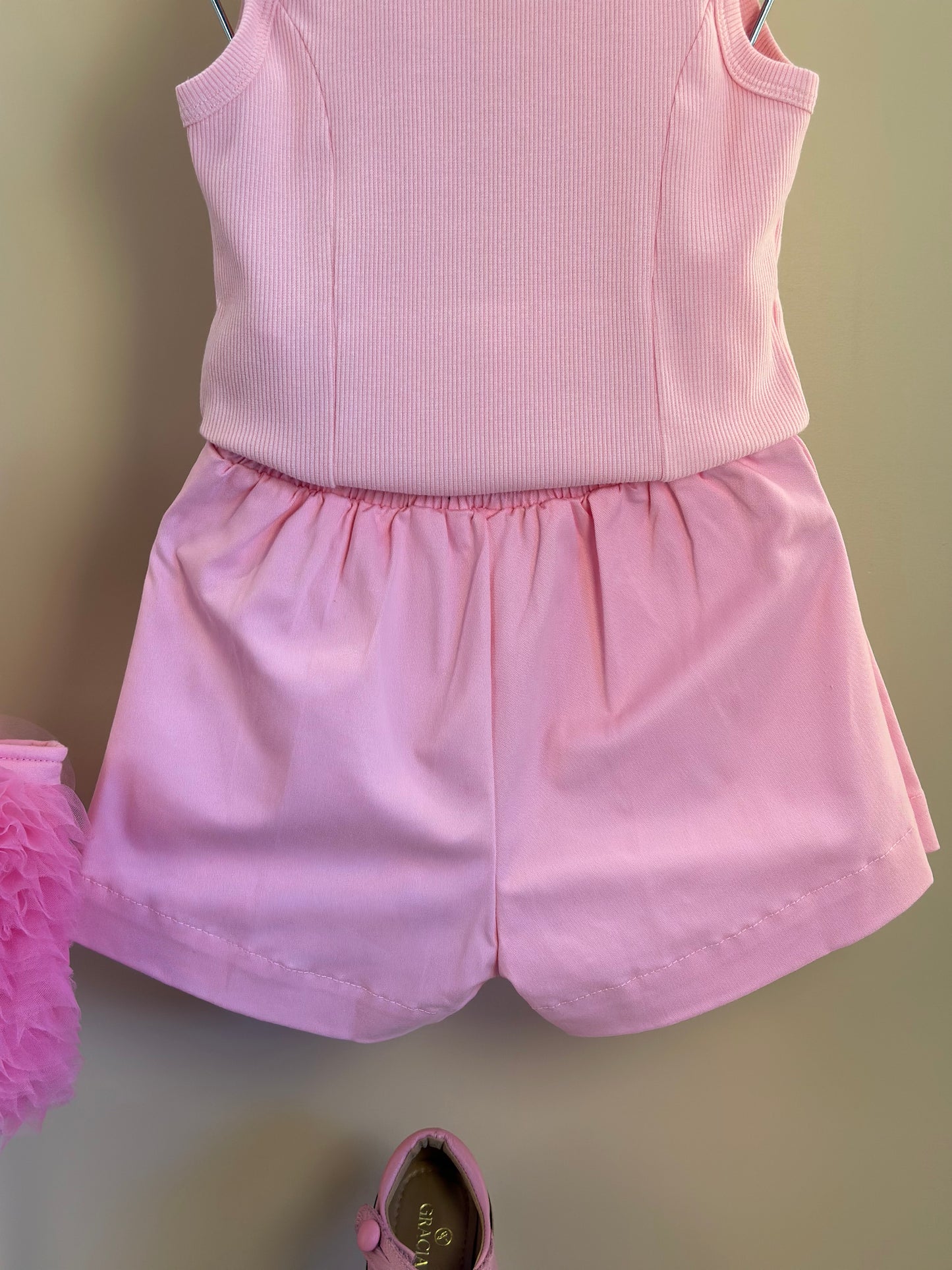 Conjunto Infantil Regata Patche Coração Barbie e Saia Sarja Pregas Patche Barbie Rosa Romântico - Pituchinhus