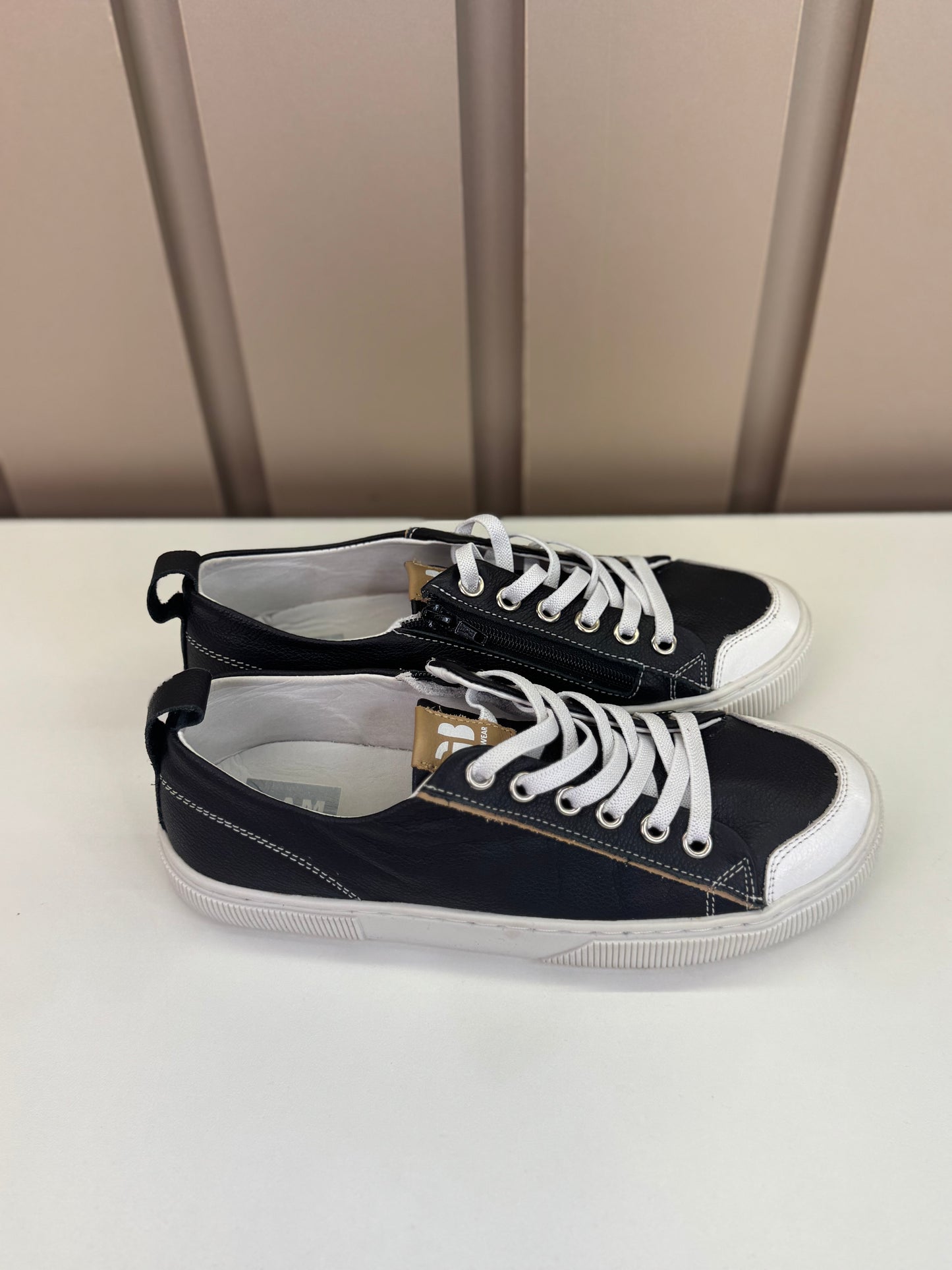 Tênis All Streetwear NB Preto/Canela Gambo