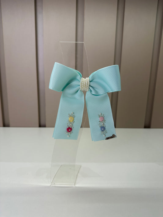 Presilha Infantil Verde Laço Longo Pérolas e Bordados - Roana
