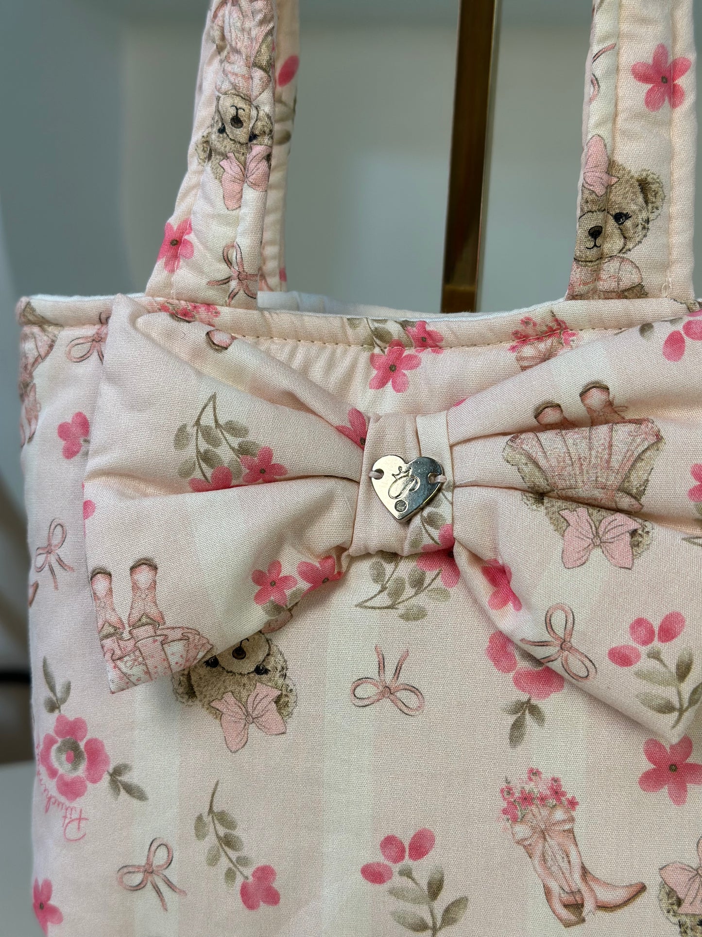 Bolsa Infantil Laço Puffer Flores, Ursinhas e Laços - Pituchinhus
