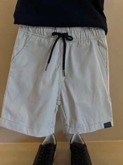 Conjunto Infantil T-Shirt Future e Bermuda Off White - Youccie