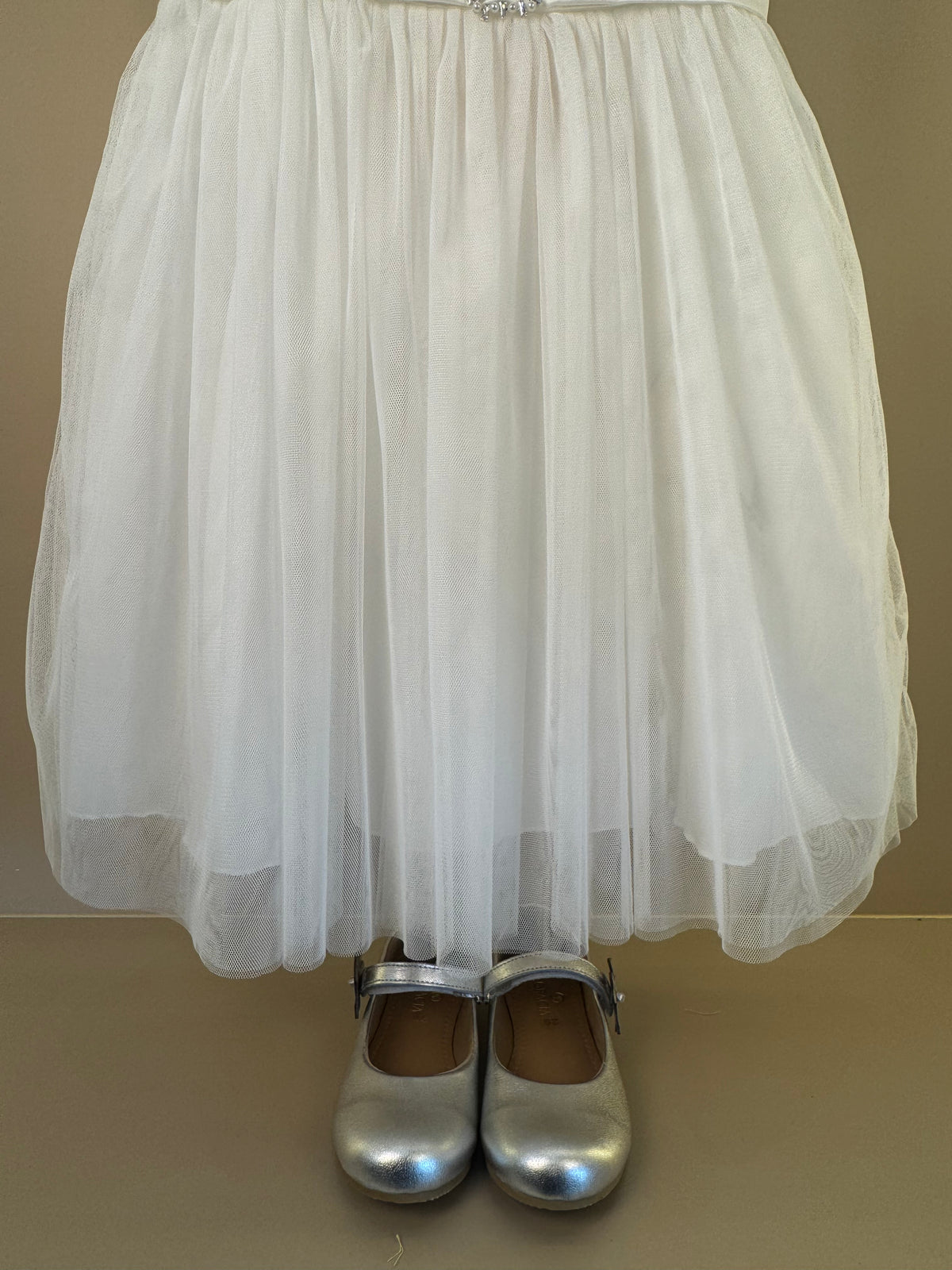 Vestido Infantil Alças Finas Saia Em Tule Off White - Petit Cherie