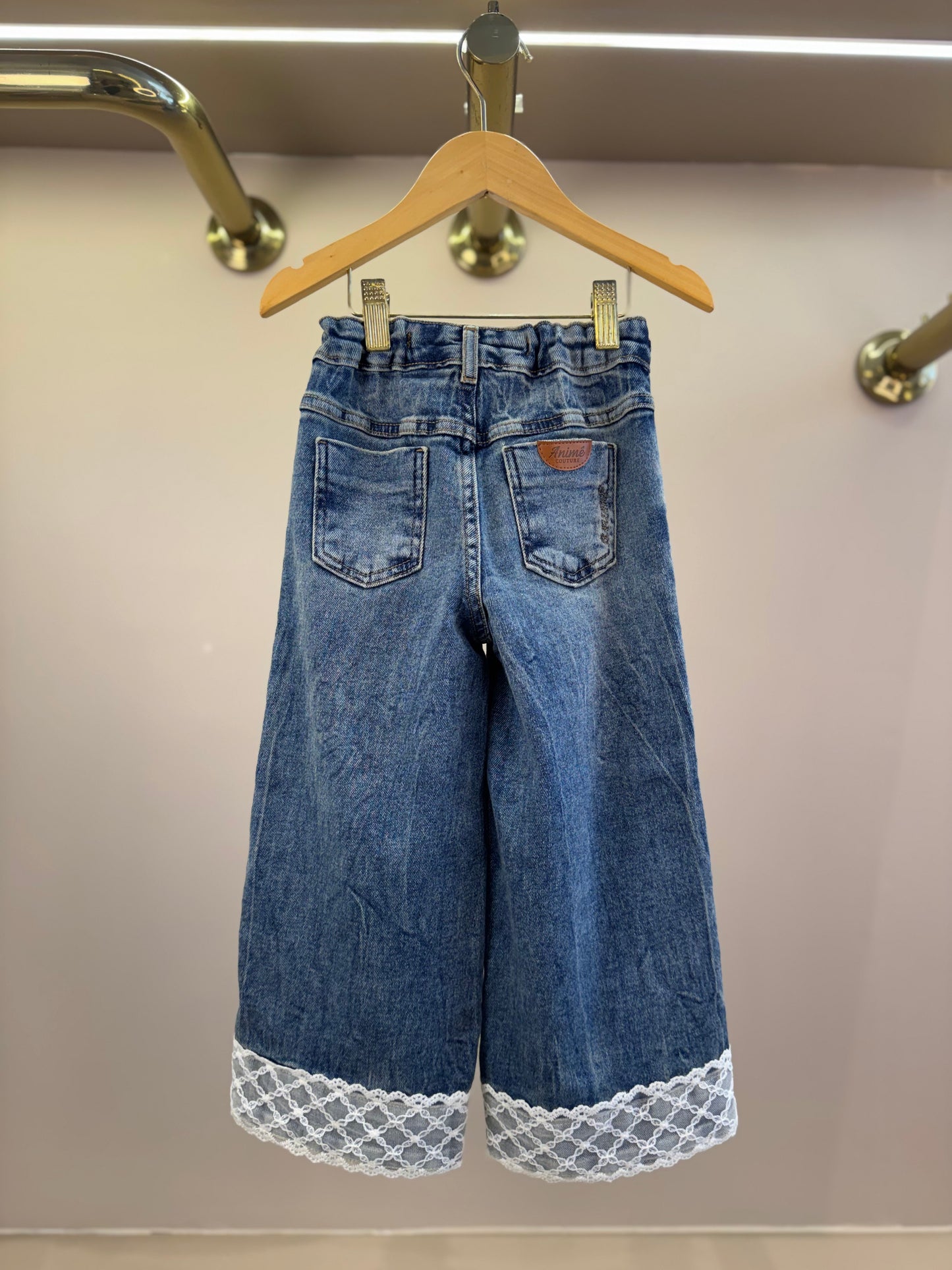 Calça Jeans Infantil Barra Rendada - Animê