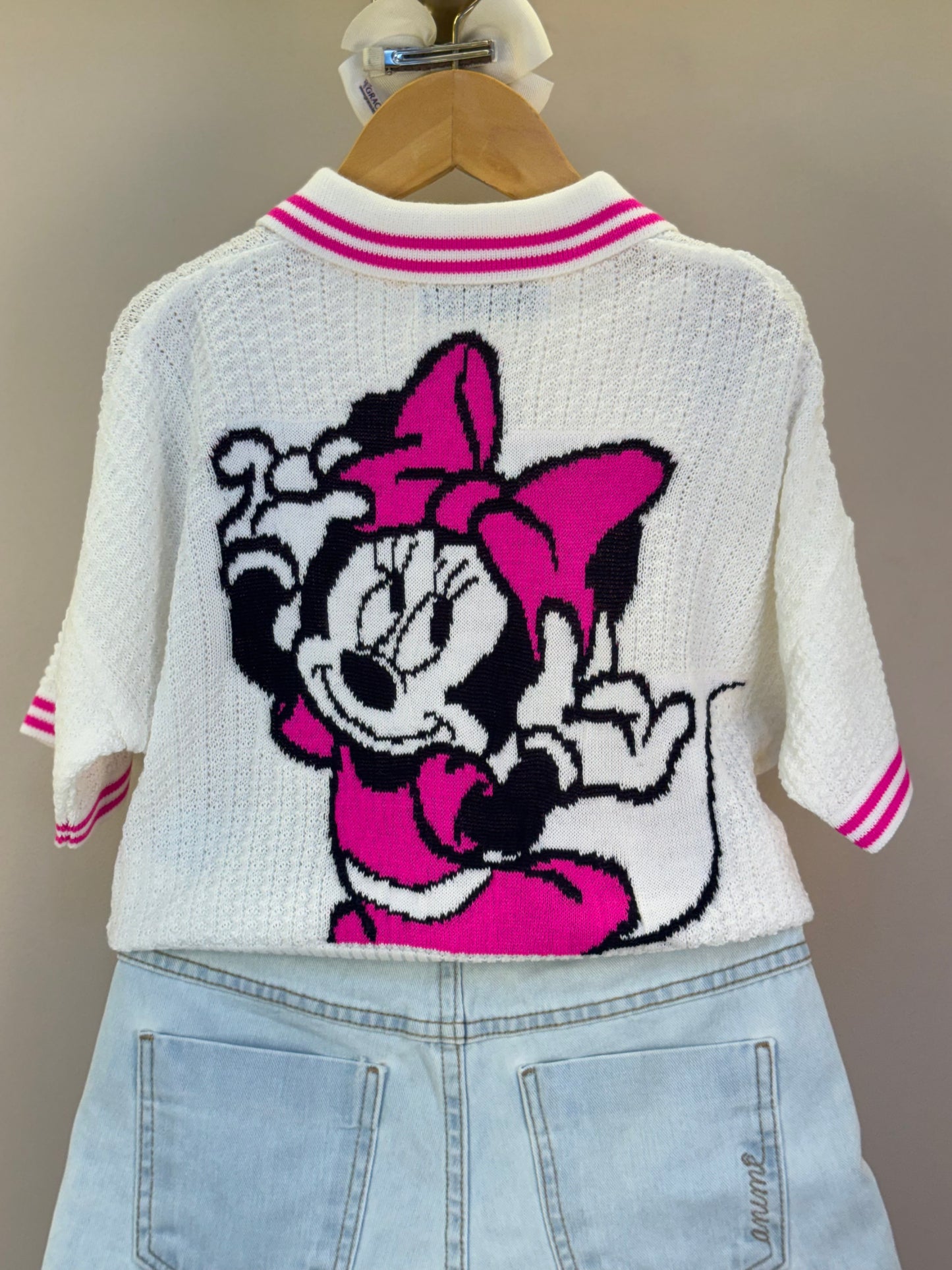 Conjunto Infantil Blusa Tricot Minnie Tennista e Shorts Jeans Strass Rosa - Animê