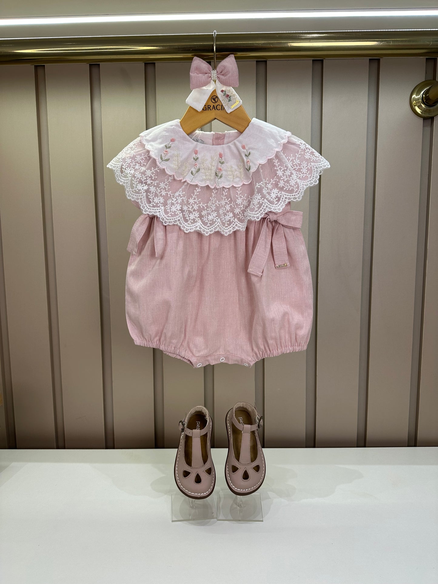 Pimpão Bebê Renda Bordado Flores  - Roana