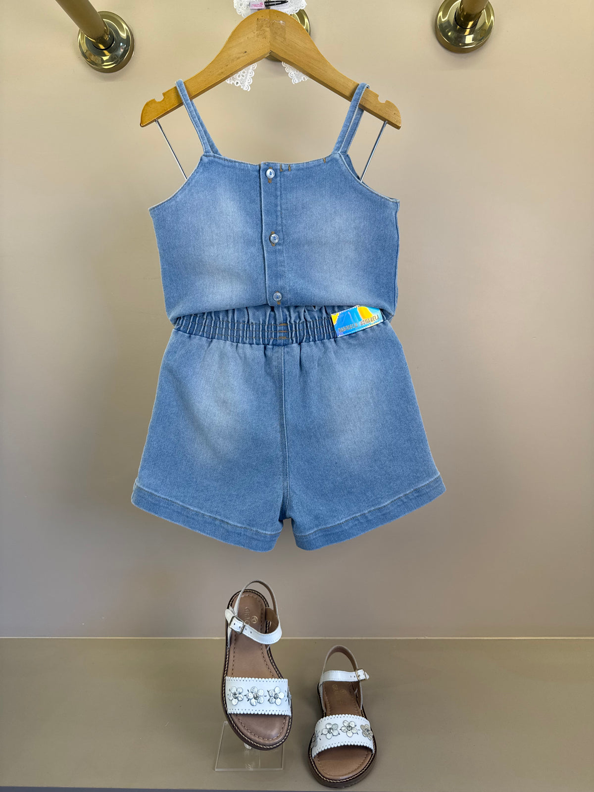 Conjunto Infantil Jeans Blusa Detalhes Em Renda e Shorts Cargo - Gabriela Aquarela