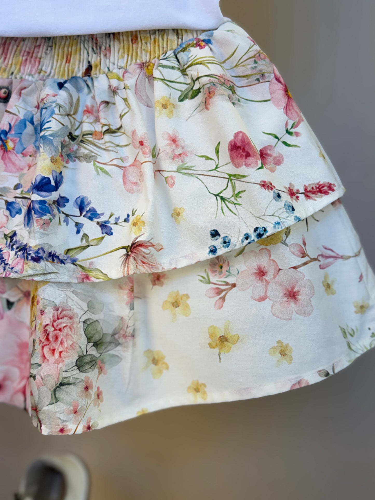 Conjunto Infantil Clássico Blusa Manga Floral e Saia Floral Candy - Um Mais Um