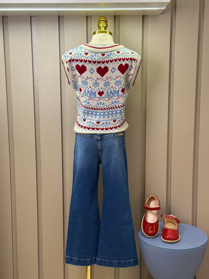 Conjunto Infantil Conceito Colete Tricot Corações e Calça Jeans Bolsos Bordados - Animê