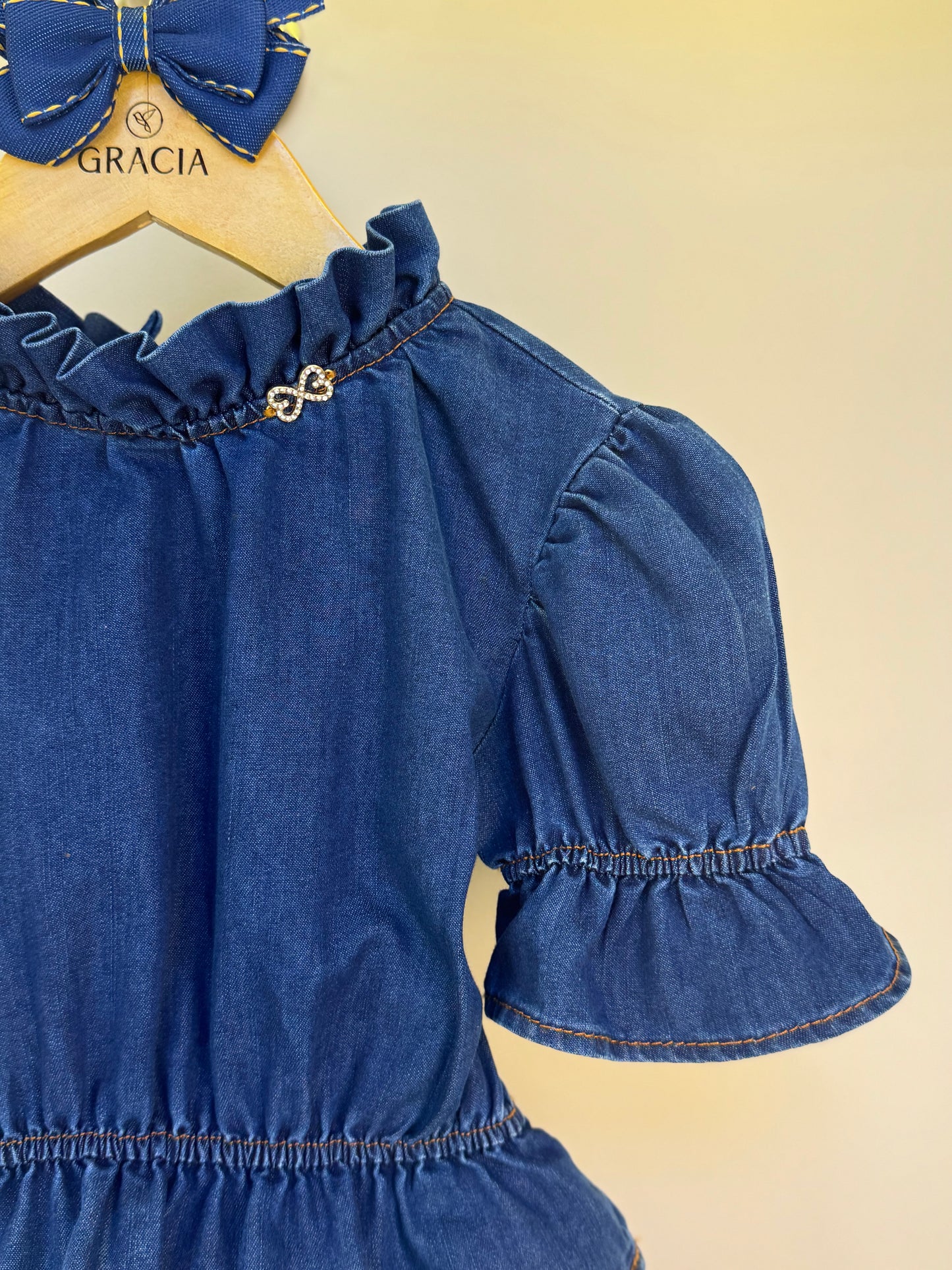 Conjunto Infantil Blusa Jeans Peplum e Shorts Couro Tech Botões - Luluzinha