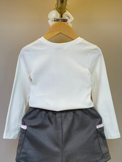 Conjunto Infantil Blusa ML Essential Things e Shorts Cinza Claro - Infanti