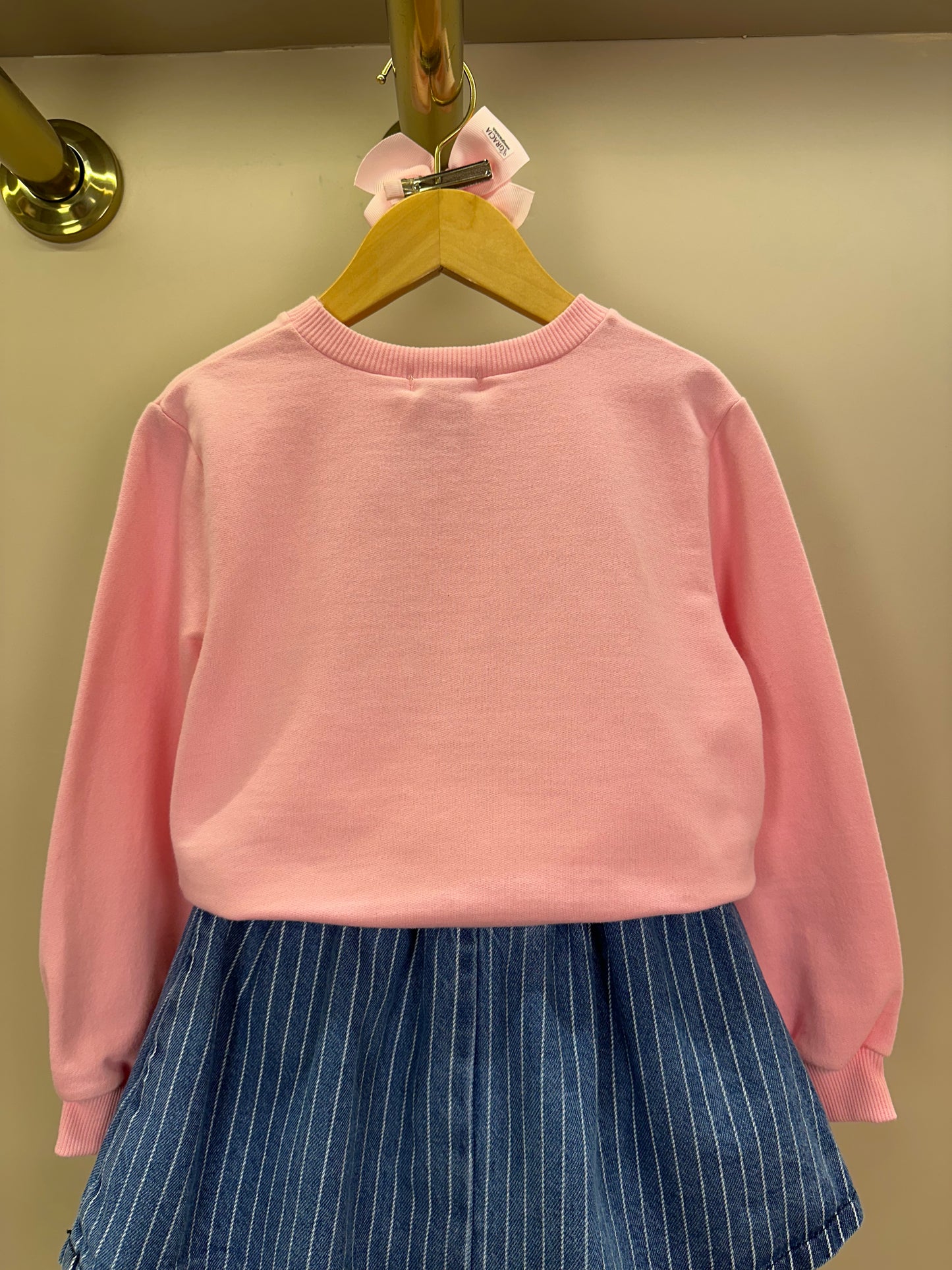 Conjunto Infantil Feminino Conjunto Infantil Casaco Moletom Hello Kitty Rosa Blossom com Saia Jeans Listrada Cós Duplo Branco - Momi
