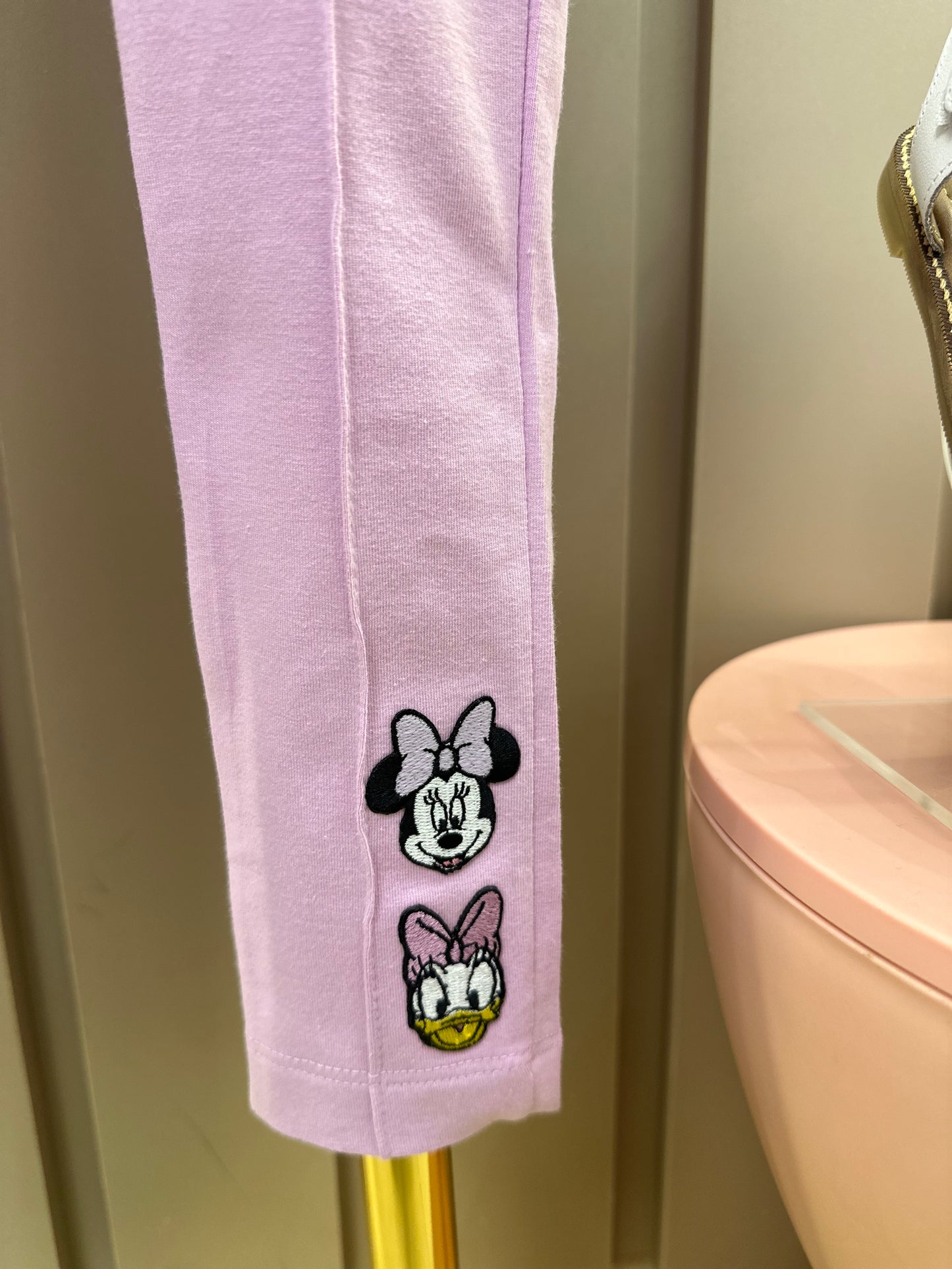 Conjunto Infantil Blusa Friends Minnie & Daisy e Legging Lilás - Animê