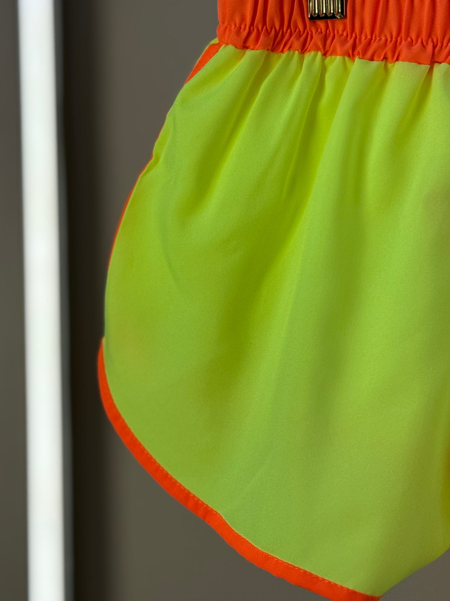 Shorts Infantil Letícia Amarelo Fluor com Laranja - Siri Kids
