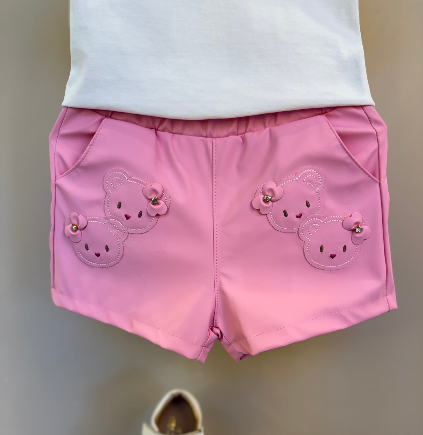 Conjunto Infantil Short Bordado Ursinhos E Blusa Gola Com Detalhes Off White - Gabriela Aquarela