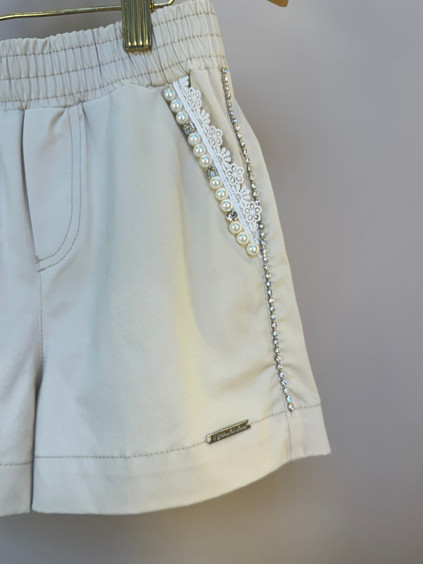 Shorts Infantil Bordados Pérolas e Cristais - Pituchinhus