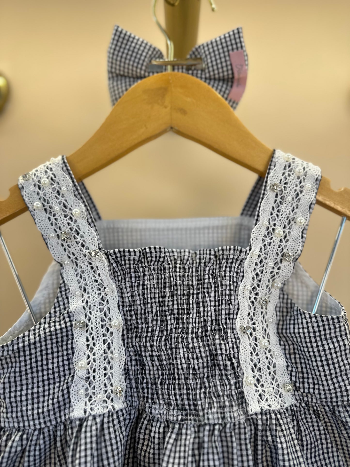 Conjunto Infantil Algodão Blusa Xadrez Renda Bordada e Shorts Xadrez Bordado e Renda - Pituchinhus
