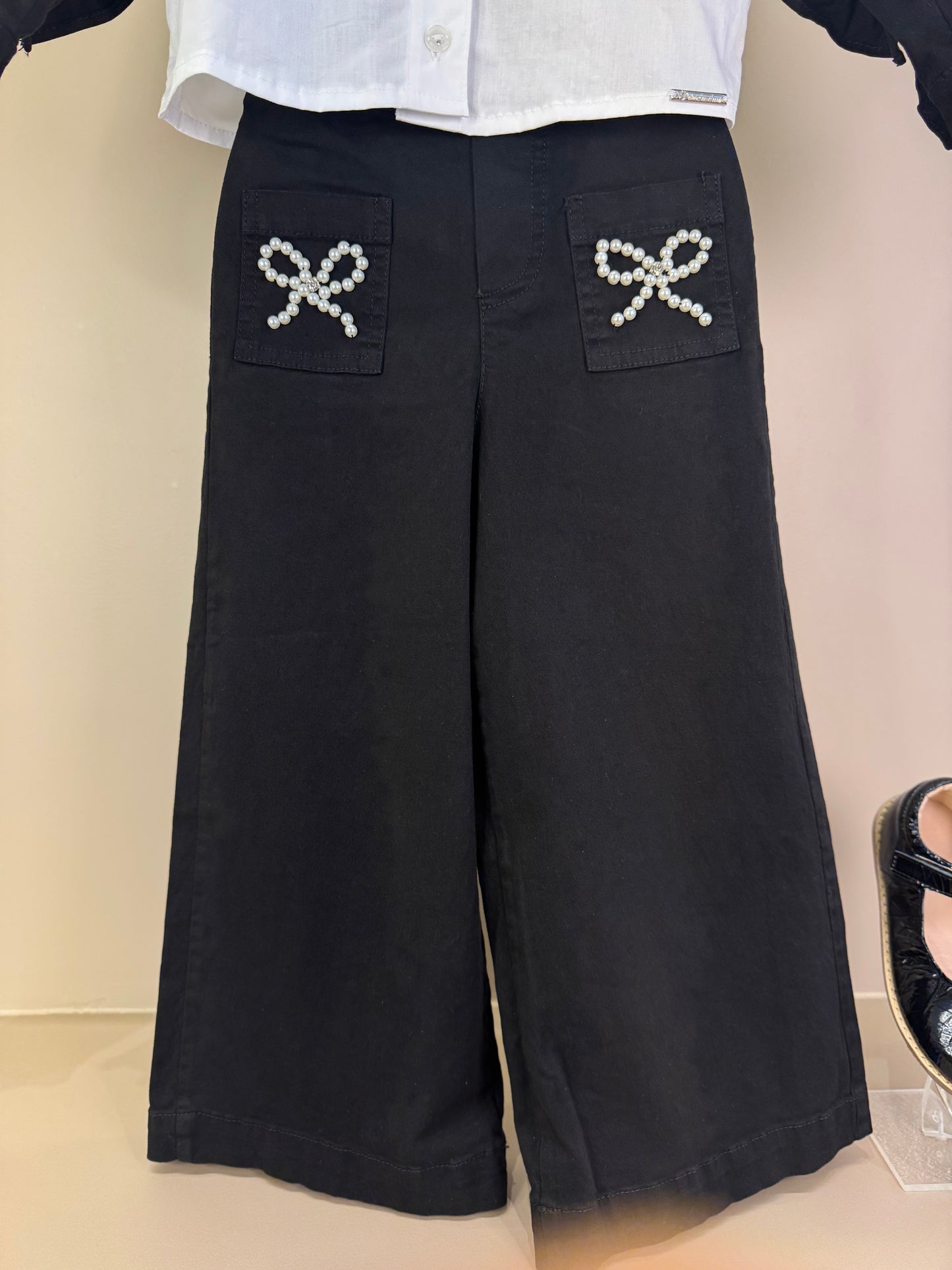 Conjunto Infantil Trio Bordado Camisa Mini Laço Veludo, Jaqueta Babadinho e Calça Reta - Pituchinhus