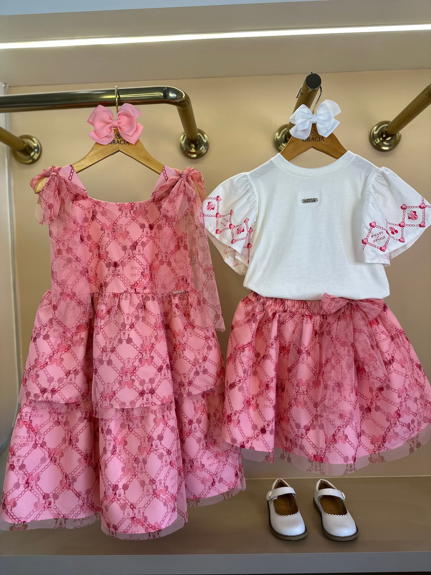 Conjunto Infantil Festinha Blusa Bordada e Saia Tule Minnie - Animê