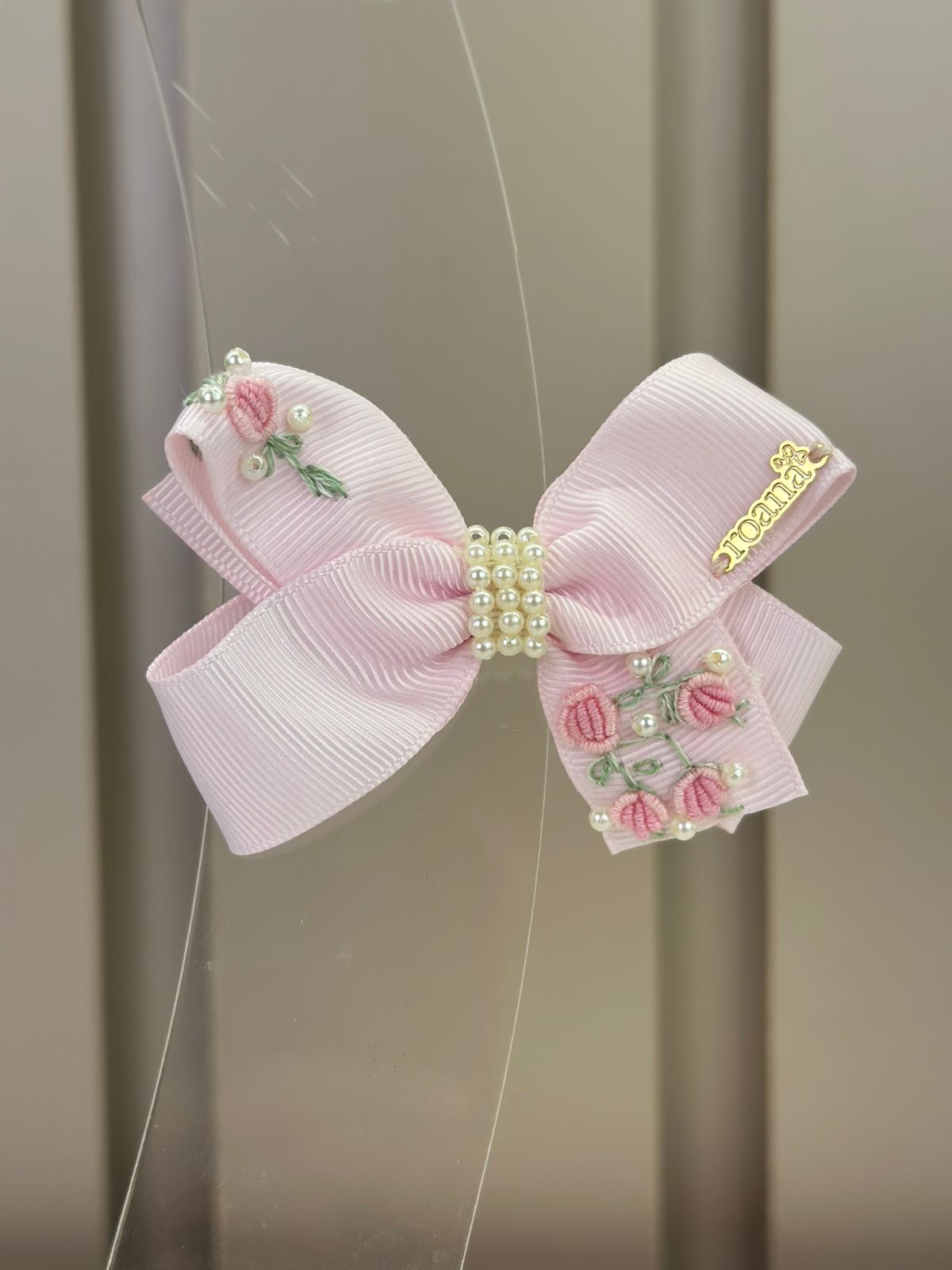 Laço Infantil Bordado Flores e Pérolas Rosa - Roana