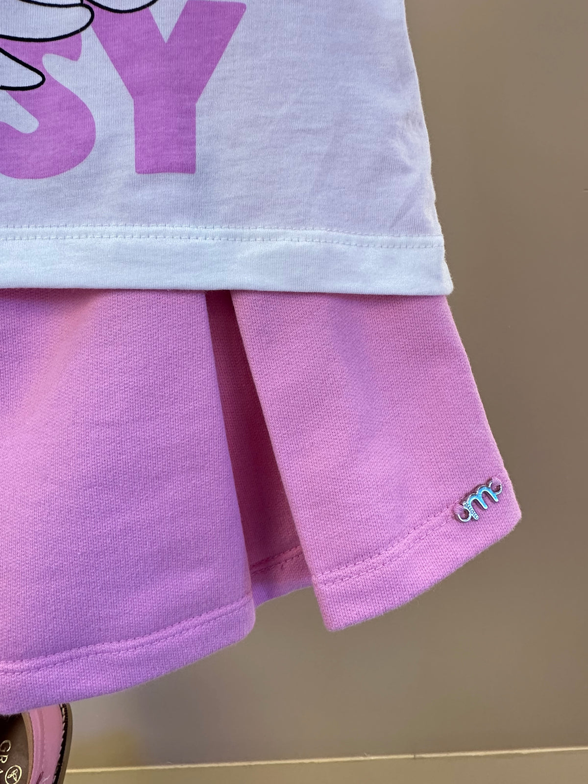 Conjunto Infantil Blusa Daisy Duck Com Laço e Shorts Saia Com Cós de Elástico - Momi