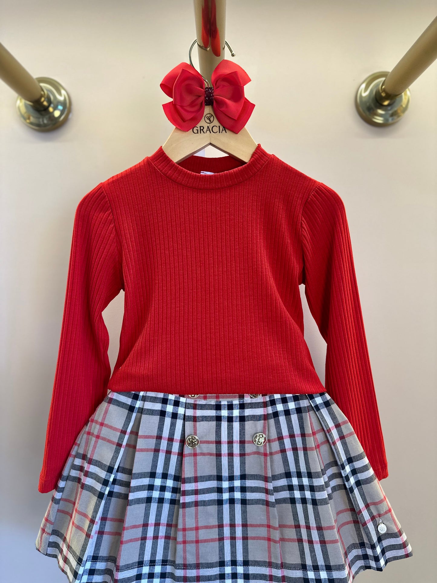 Conjunto Infantil Blusa ML Vermelha e Saia-shorts Alfaiataria Xadrez - Um Mais Um