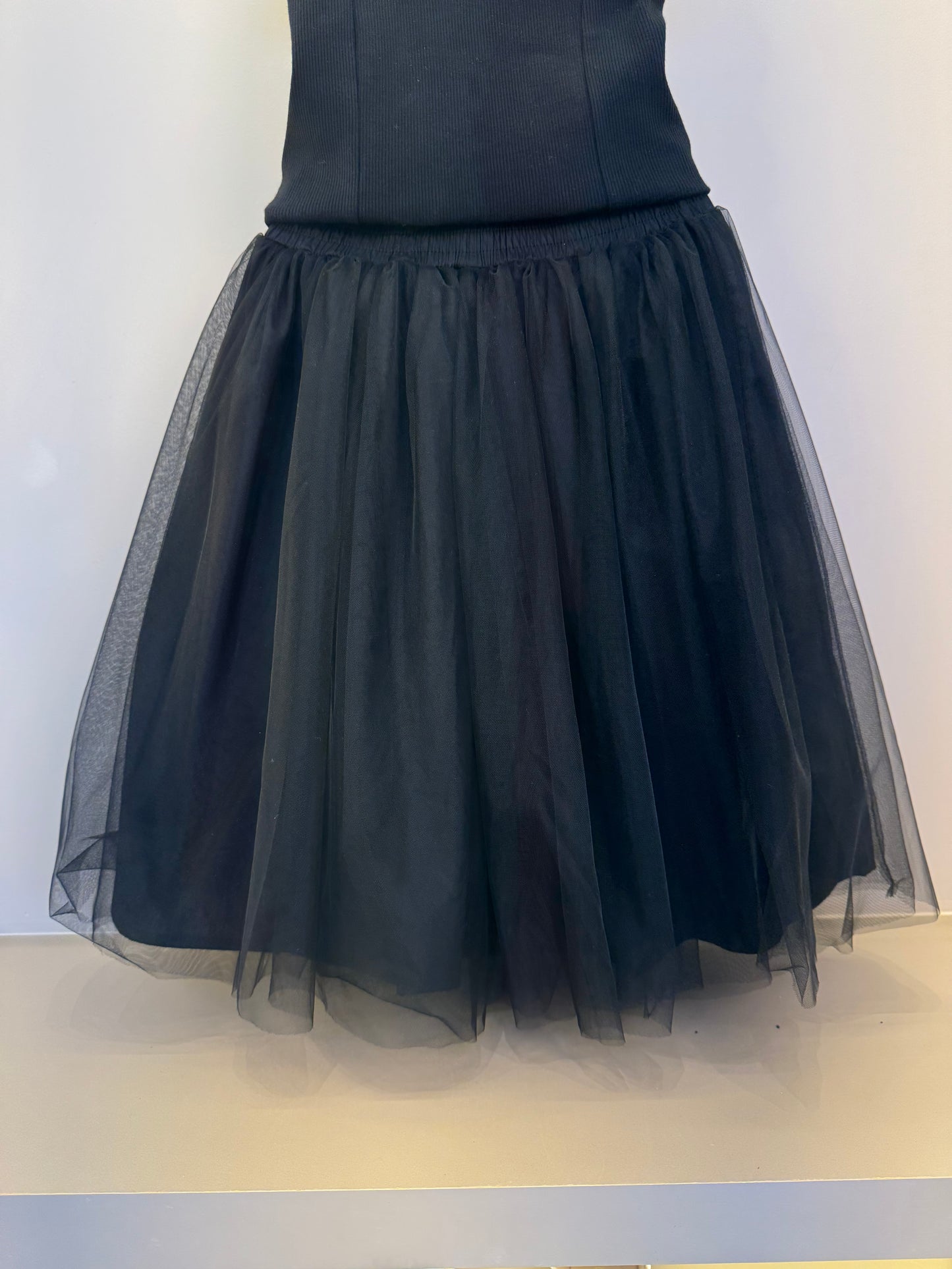 Conjunto Infantil Regata Lacinho Bordado e Saia-shorts Tule Lacinhos Veludo Preta - Pituchinhus