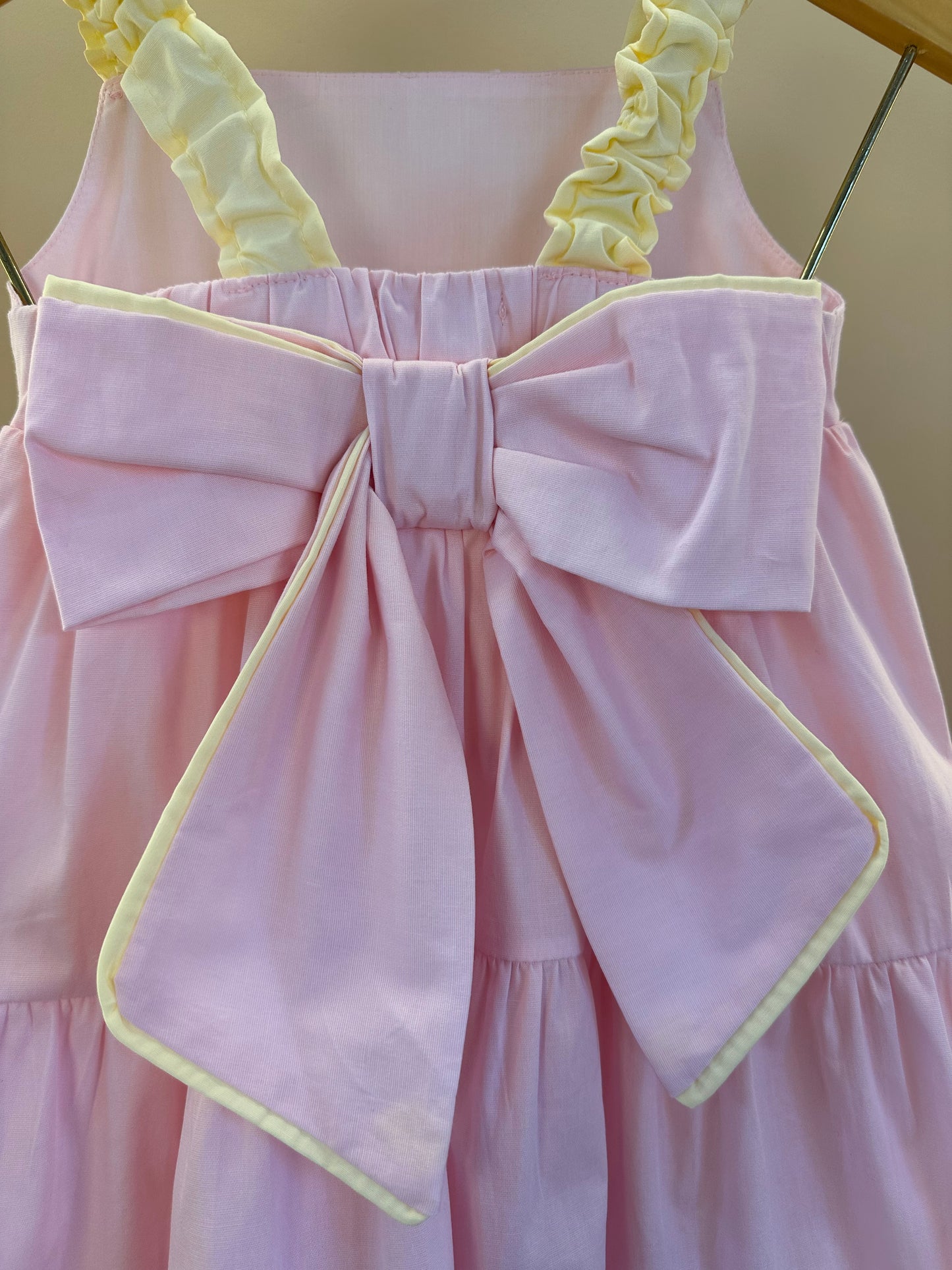 Vestido Infantil Borboletas e Rosas - Gabriela Aquarela
