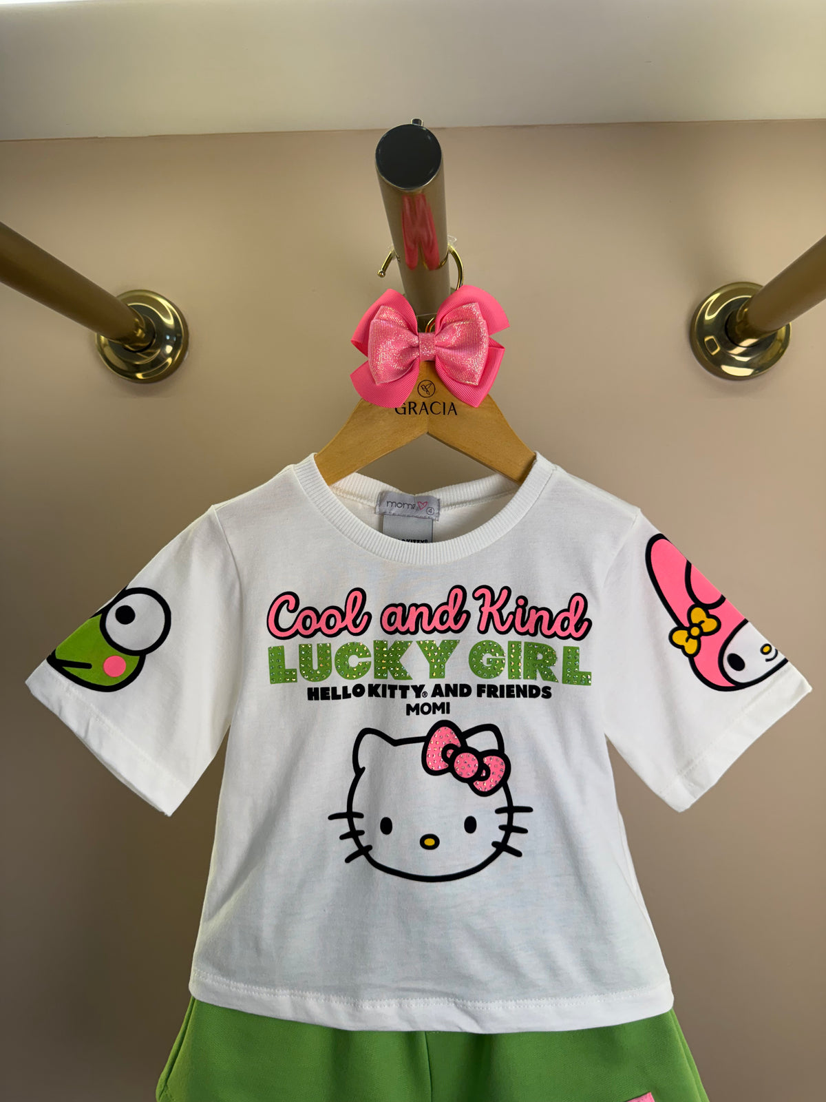 Conjunto Infantil Blusa Hello Kitty e Shorts Verde - Momi