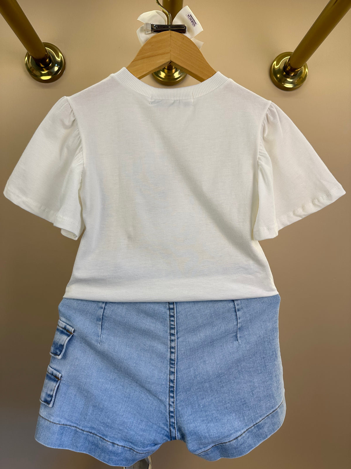 Conjunto Infantil Blusa Minnie e Daisy Limão e Shorts Saia Jeans
