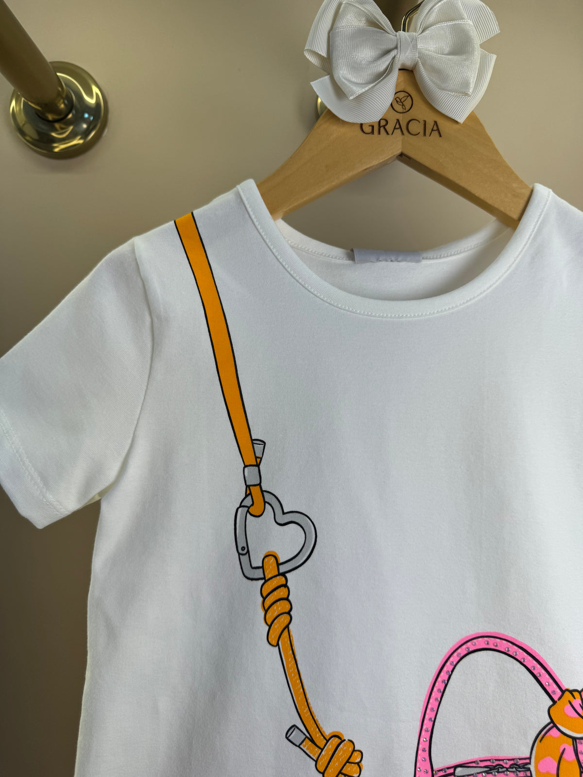 Conjunto Infantil Blusa Bolsa Transversal e Shorts Legging Corações - Momi