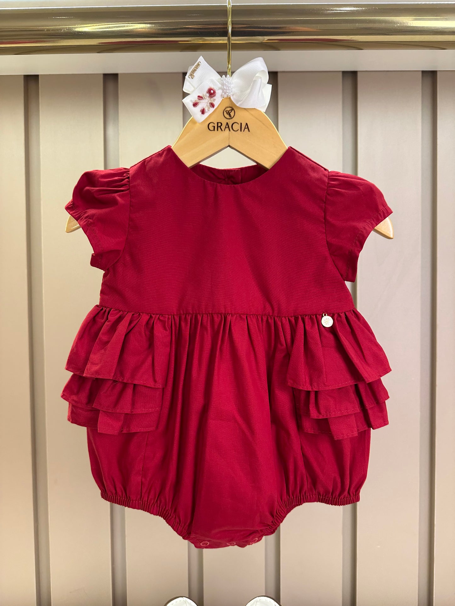 Romper Bebê Fofinho Tricoline Babados Vermelha - Um Mais Um