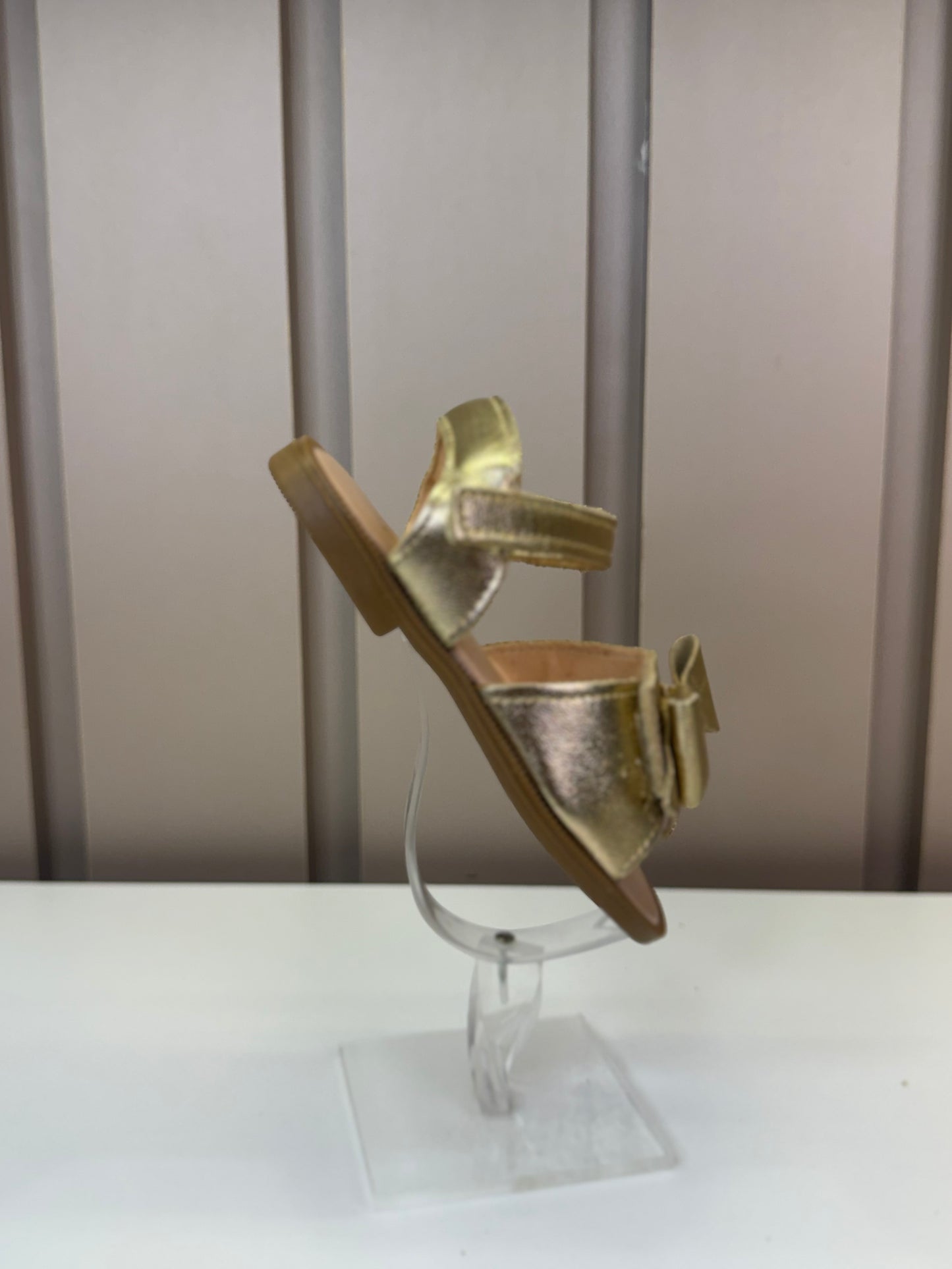 Sandália Infantil Manu Laço Velcro Dourada - Gracia