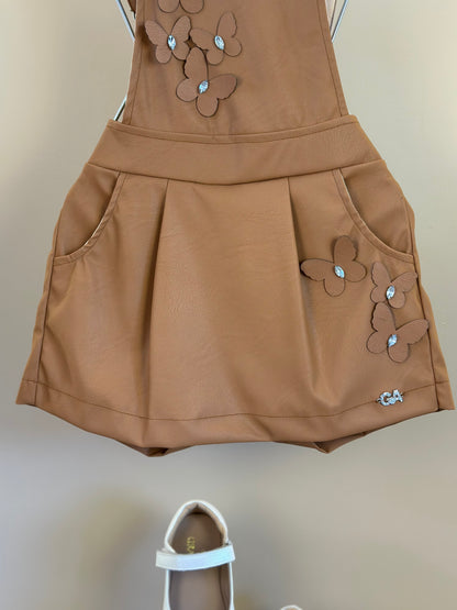 Jardineira Like Leather Borboletas Caramelo  - Gabriela Aquarela