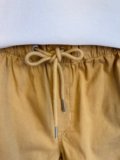 Conjunto Infantil Camiseta Branca e Shorts Bege - Dudes