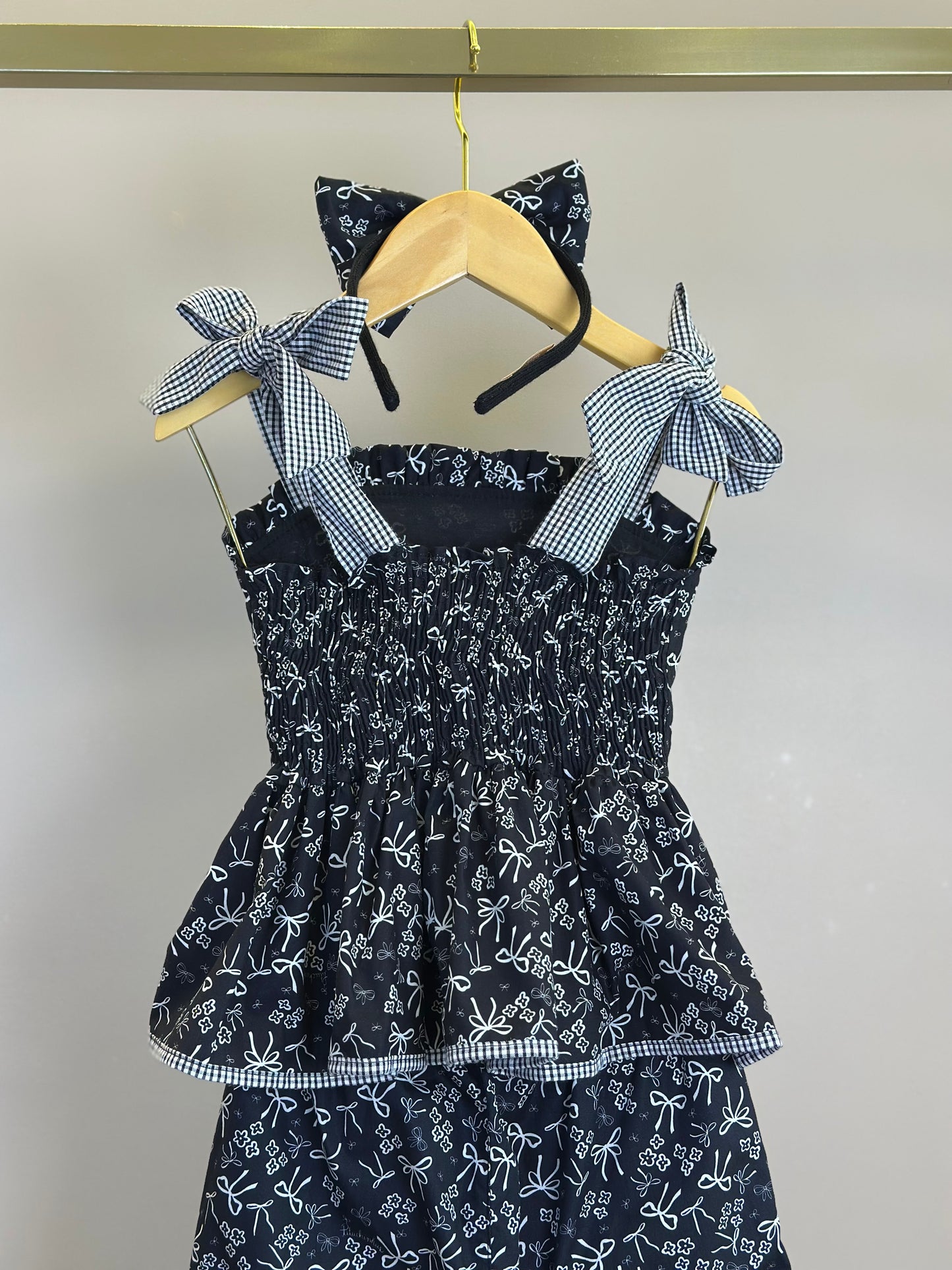 Conjunto Infantil Blusa Algodão Floral Babados e Calça Reta Floral e Laços - Pituchinhus