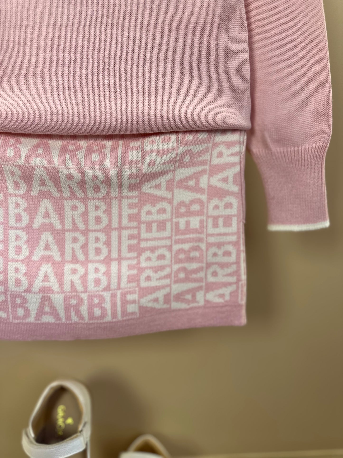 Conjunto Infantil Tricot Blusa Barbie Strass e Saia Jacquard Barbie Patches Sugar Rose - Pituchinhus