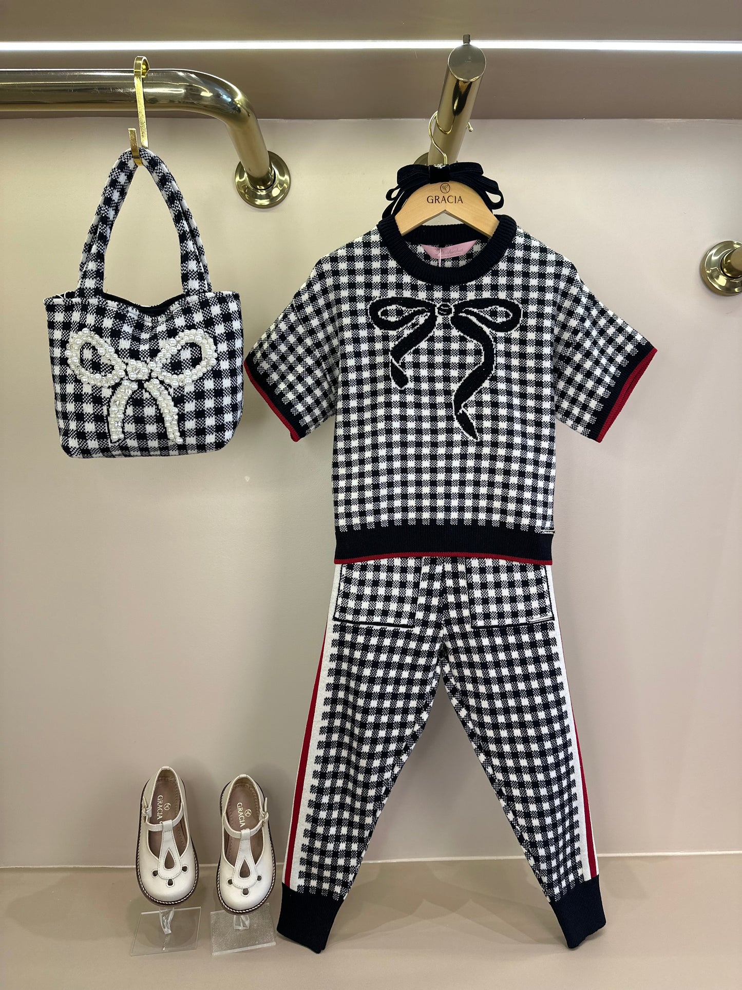 Conjunto Infantil Blusa e Calça Jogging Tricot Xadrez Laço Strass - Pituchinhus