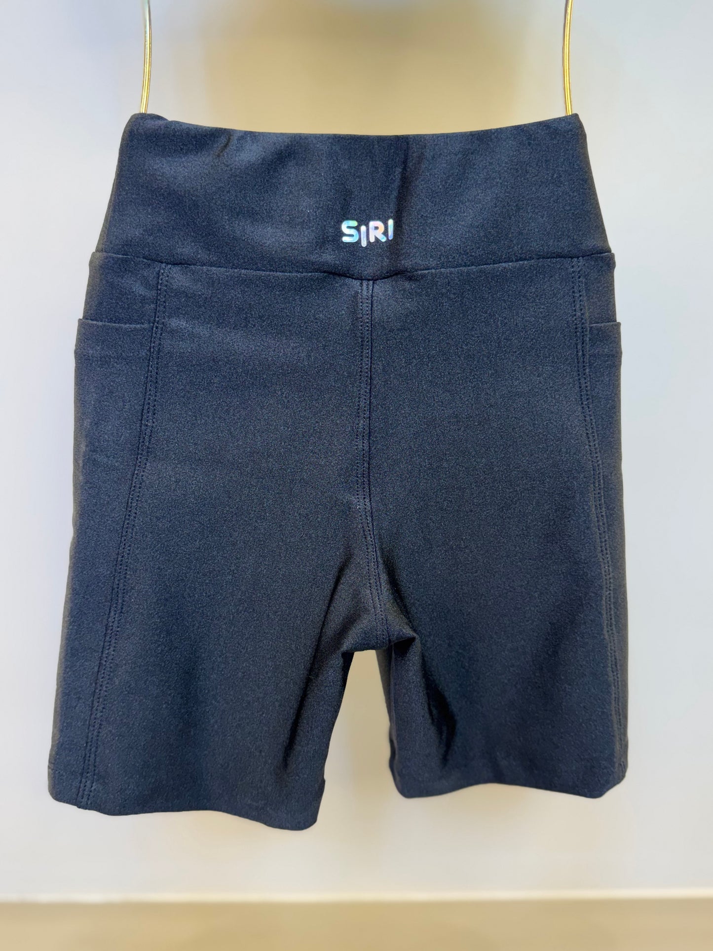 Conjunto Infantil Top Sara Trilobal Básico Preto e Bermuda Eloisa Trilobal Básico Preto - Siri Sport