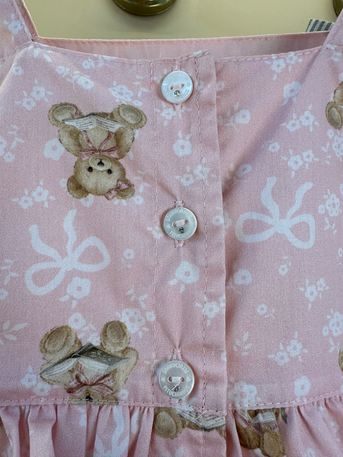 Conjunto Infantil Blusa Algodão Estampa Ursinhos Com Babados e Lacinhos e Shorts Algodão Listrado Bolsos Babadinho de Renda - Pituchinhus