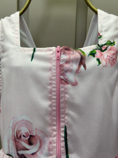 Vestido Infantil Algodão Rodado Floral Rosa Bordado Manual e Strass Rosa - Luluzinha