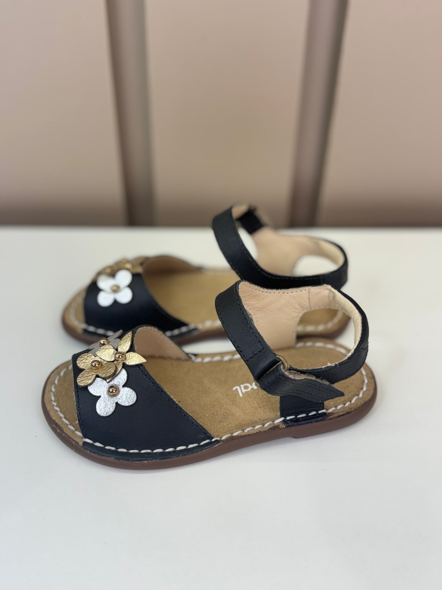 Sandália Infantil Jardim Noir - Petit Cheval
