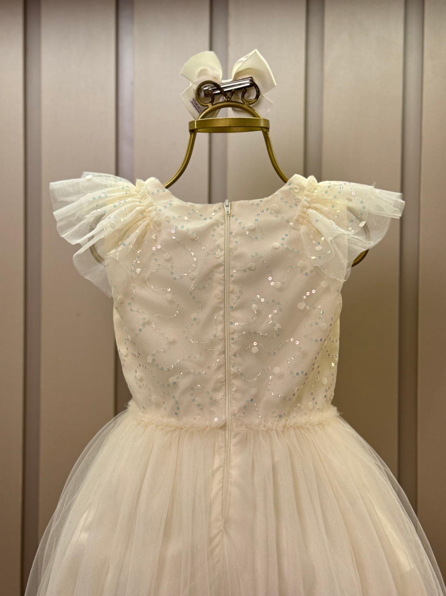 Vestido Infantil Festa Tule Bordado Flocado Busto Amarelo - Petit Cherie