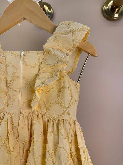 Vestido Infantil Amarelo Bordado de Flores 3D e Laço Com Libélula Metálica - Gabriela Aquarela