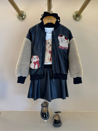 Conjunto Infantil Jaqueta Patches Couro Pele Carneirinho e Saia Evasê Couro Tech Preta - Pituchinhus