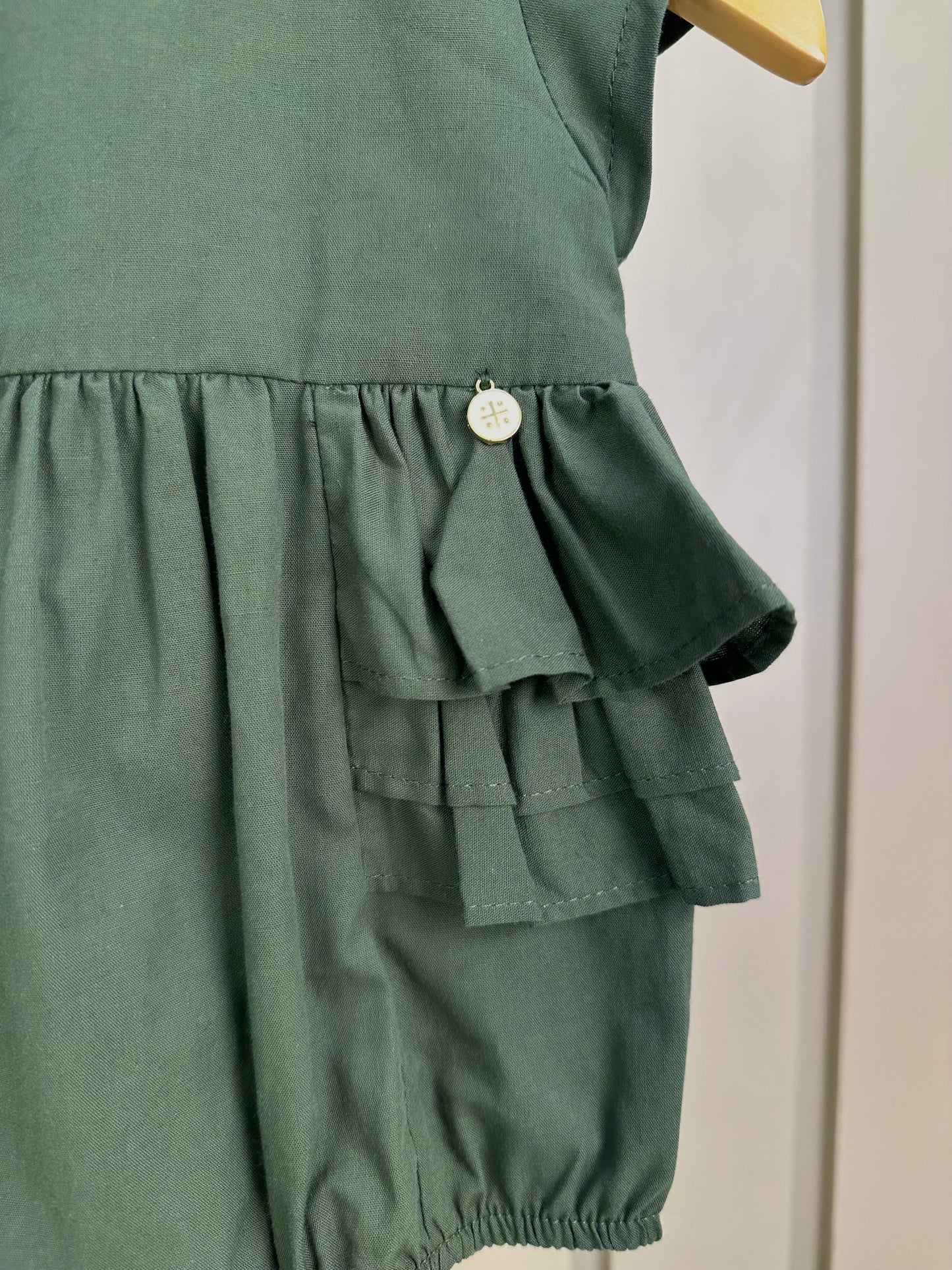 Romper Bebê Fofinho Tricoline Babados  Verde - Um Mais Um