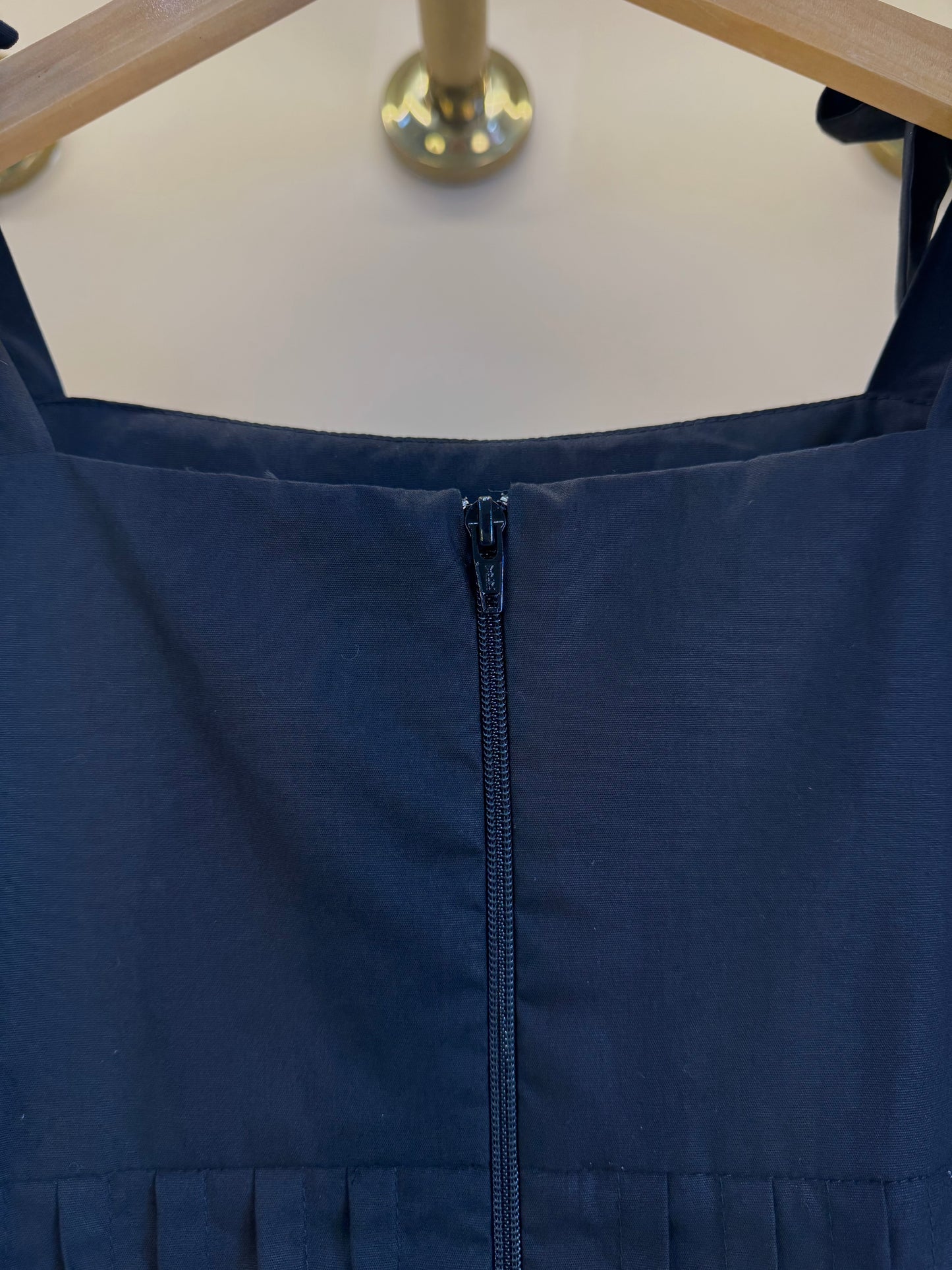 Blusa Teen Pregas e Laço Alça Preta - Two In