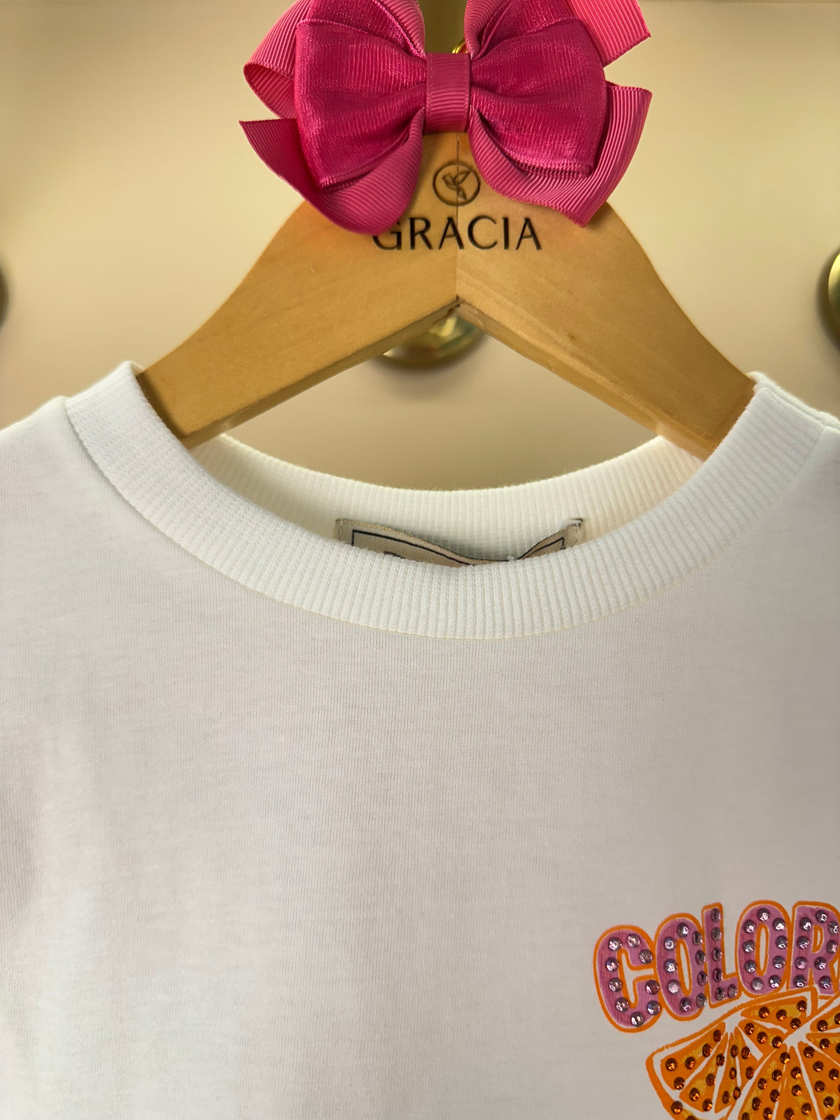 Conjunto Infantil Blusa Minnie Mouse Colorful e Shorts Jeans Estampa Minnie - Animê