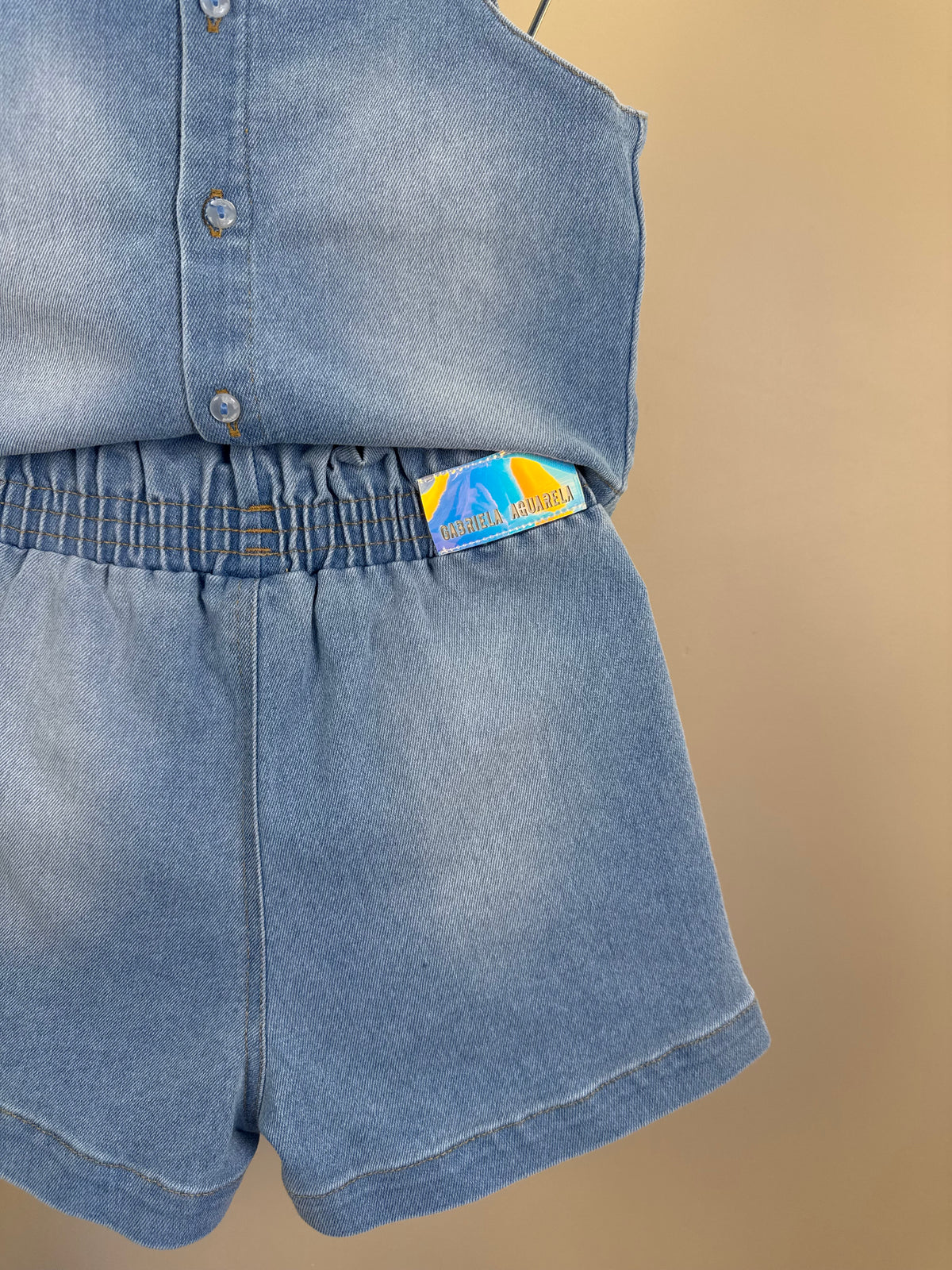 Conjunto Infantil Jeans Blusa Detalhes Em Renda e Shorts Cargo - Gabriela Aquarela