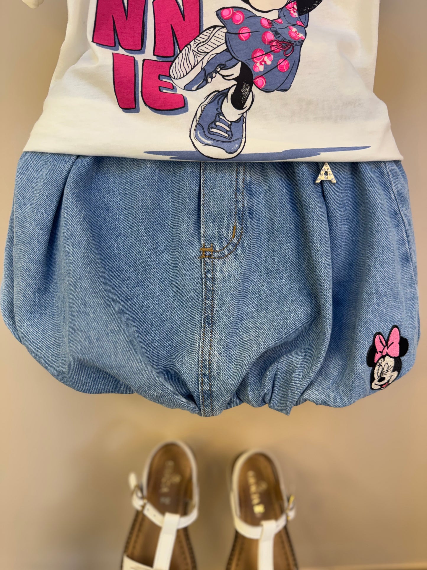 Conjunto Infantil Blusa Minnie Tennista Gola Rosa e Azul e Saia Jeans Elástico Style Minnie - Animê