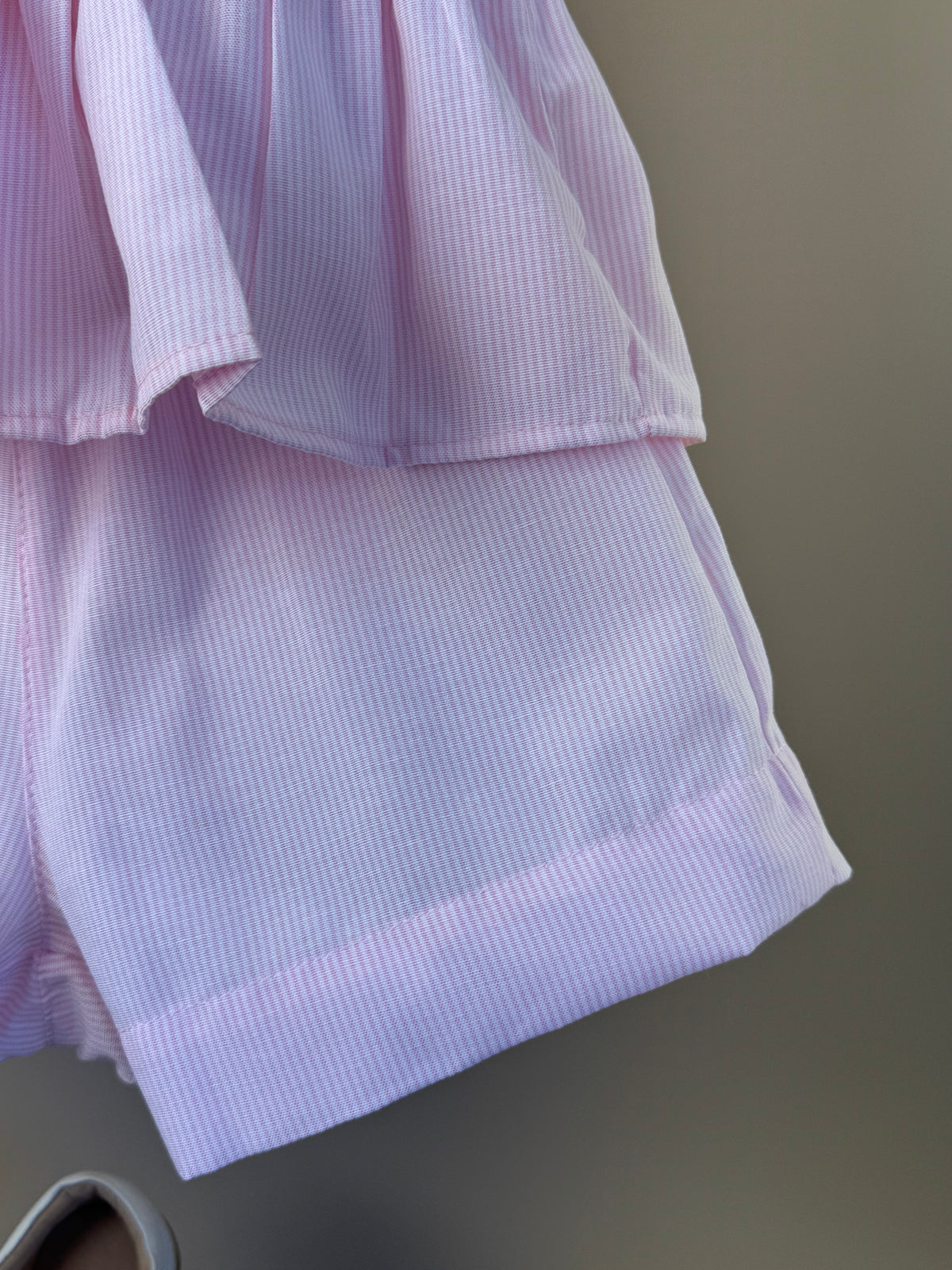 Conjunto Infantil Blusa Com Aplicação de Flor Em Crochê e Shorts - Luluzinha